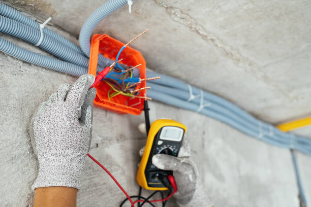 Best Commercial Electrician Services  in Elsmere, DE
